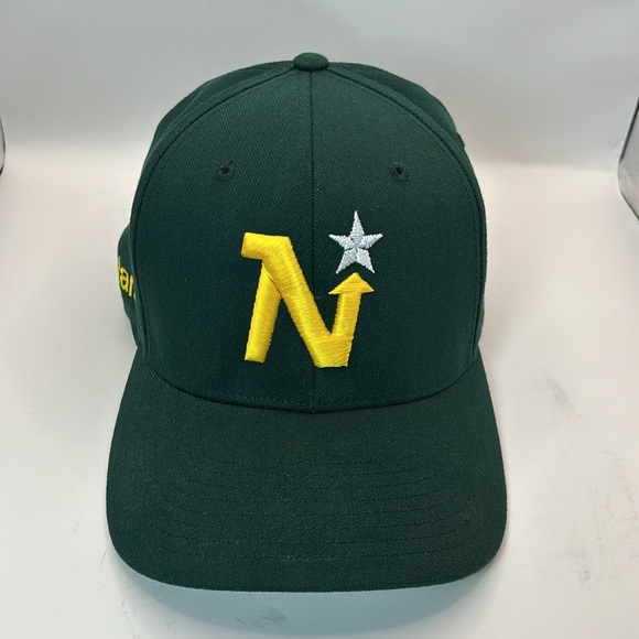 Other - 🏒Minnesota North Stars hockey ball cap